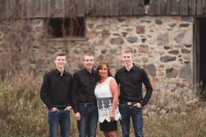 Century Barn, Old Barn, Portrait for family of 5, 3 brothers, brothers, siblings